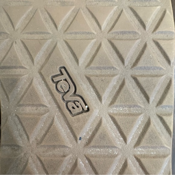 TEVA Original Universal Strap Women’s Sandals Size 10 Brown Outdoors Hiking - Picture 6 of 8